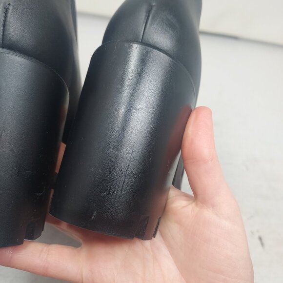 Christian Louboutin Black Marchacroche Lug Heel Chelsea Boot - Picture 9 of 13